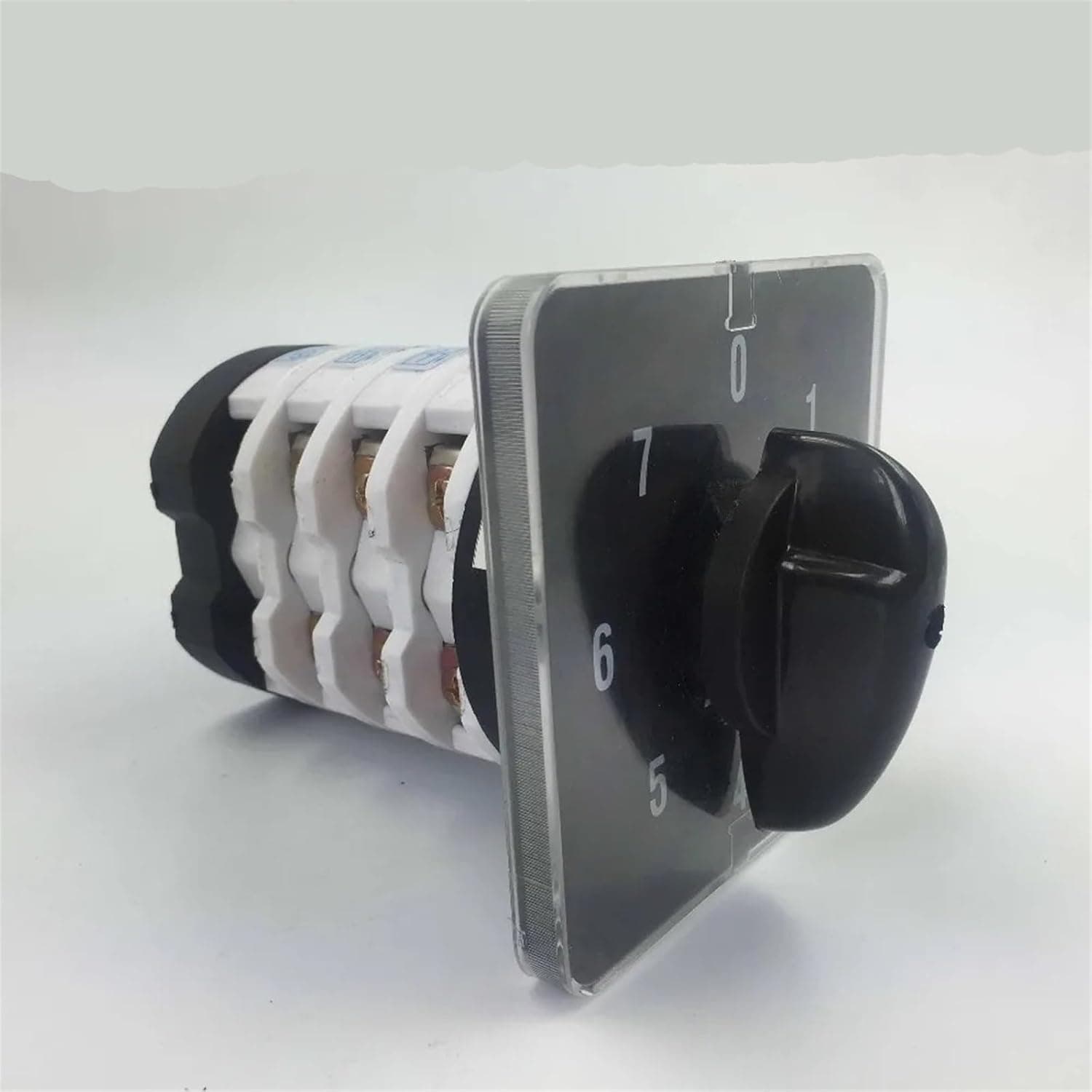 Rotary Changeover Switch 50A 4 Pole Universal 0-7 Position YMZ12-50/4